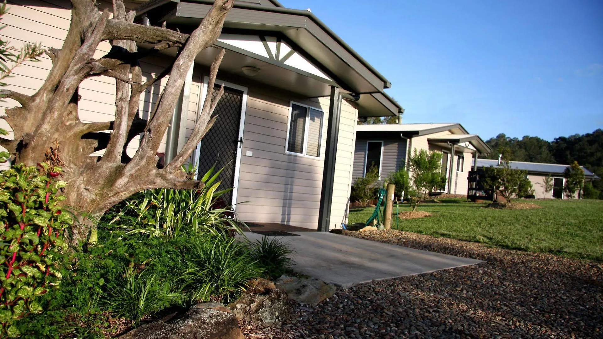 Yabbaloumba Retreat Hotel Booloumba