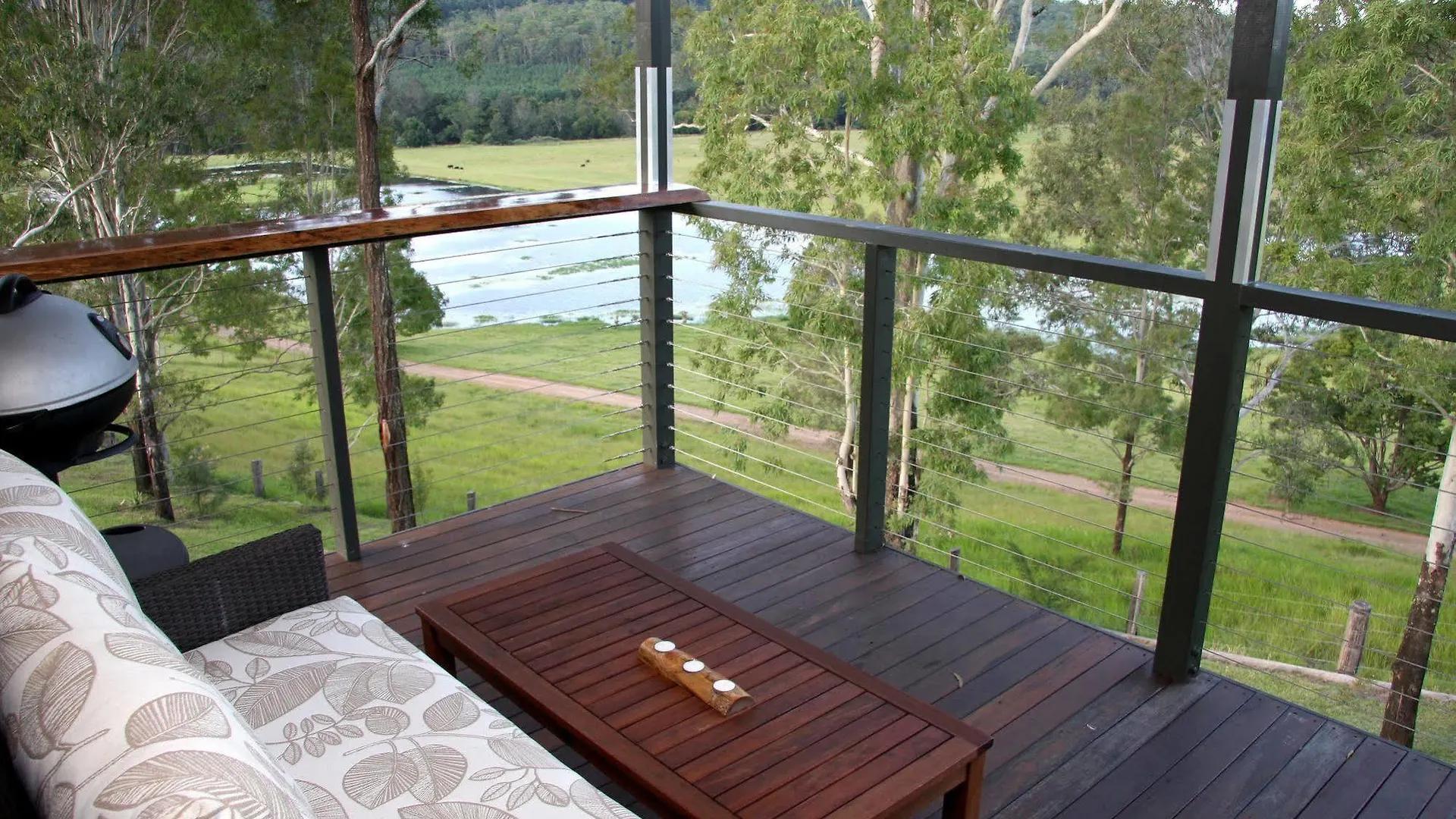 Yabbaloumba Retreat Hotel Booloumba Australia