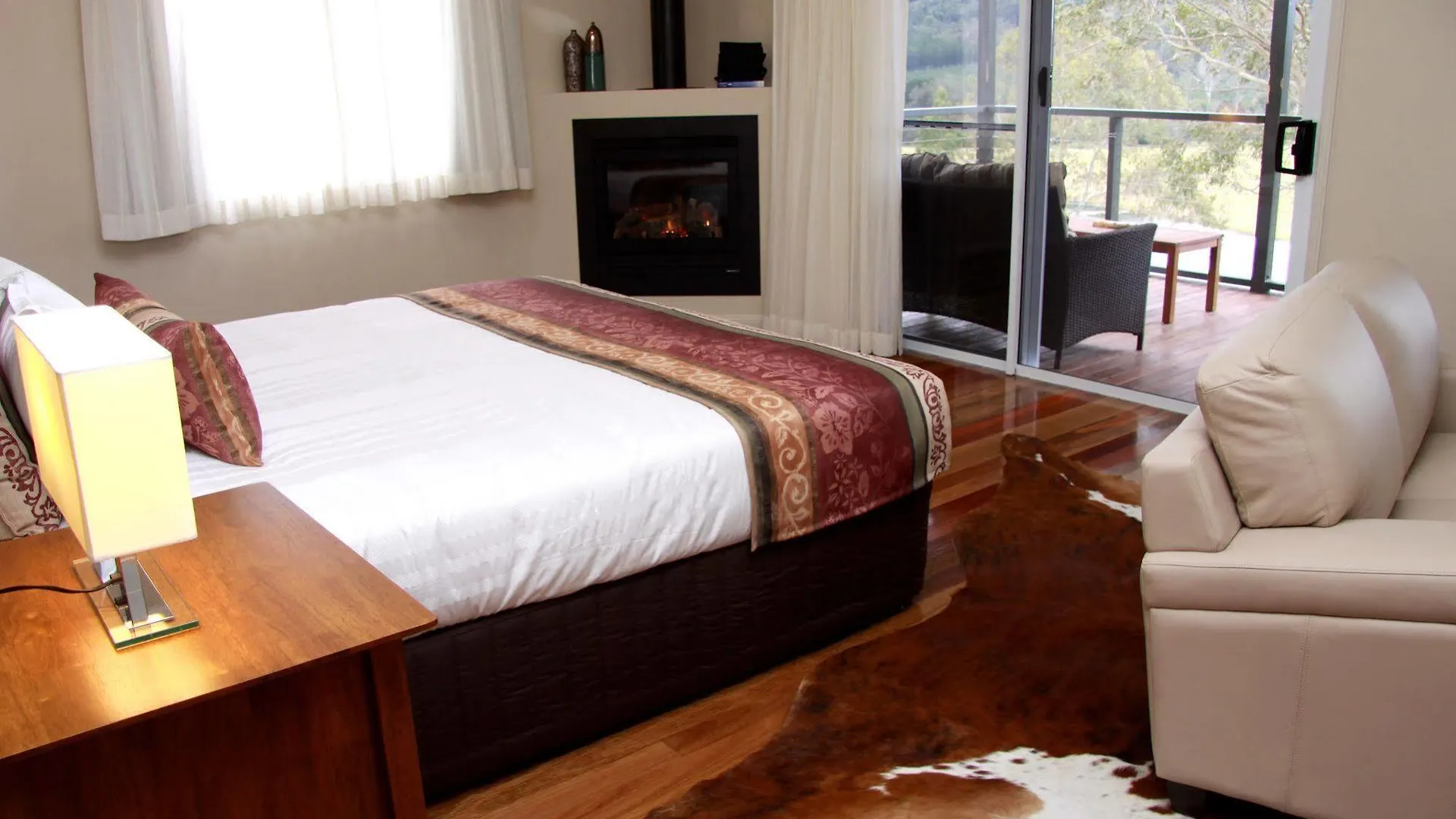 Yabbaloumba Retreat Hotel Booloumba Australia